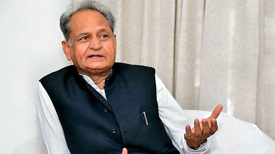 Rajasthan CM Ashok Gehlot Apologises To Rajasthan High Court For His Remarks Against Judiciary Rajasthan CM Ashok Gehlot Apologises To Rajasthan High Court For His Remarks Against Judiciary